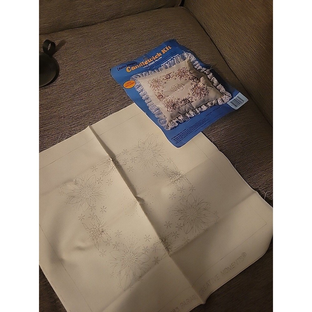 Vintage Creative Moments Candlewick Partial Kit #8266 Lace Edged Pillow